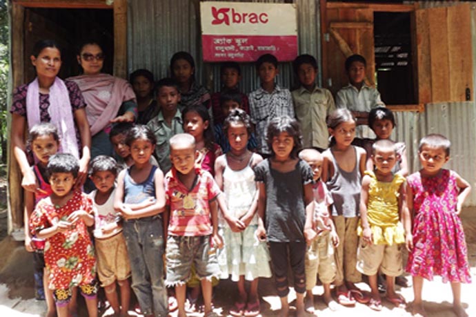 পাহাড়ে শিক্ষার আলো ছড়াচ্ছে ব্র্যাক স্কুল